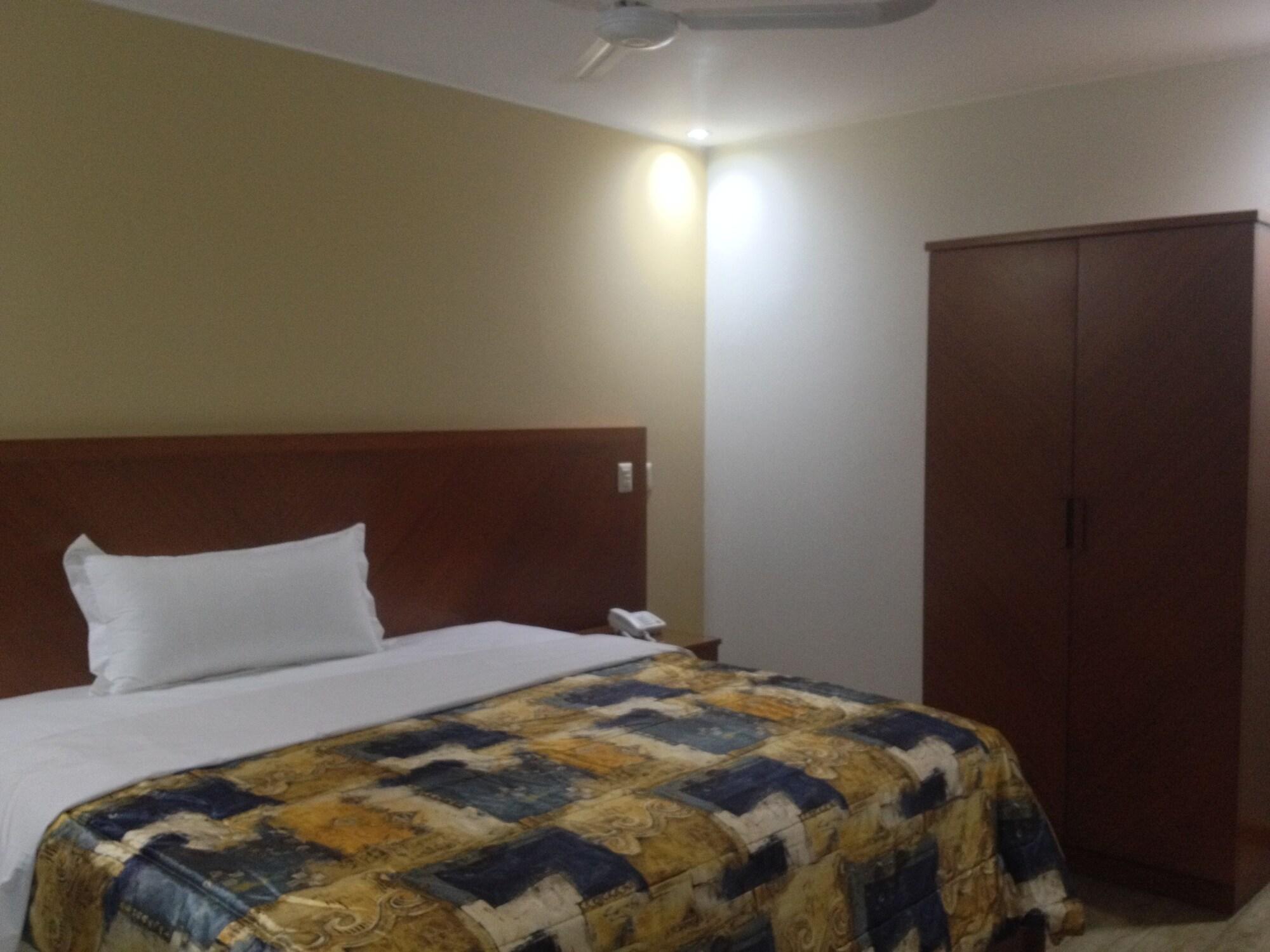 Hotel Esencia Suites Lima Luaran gambar