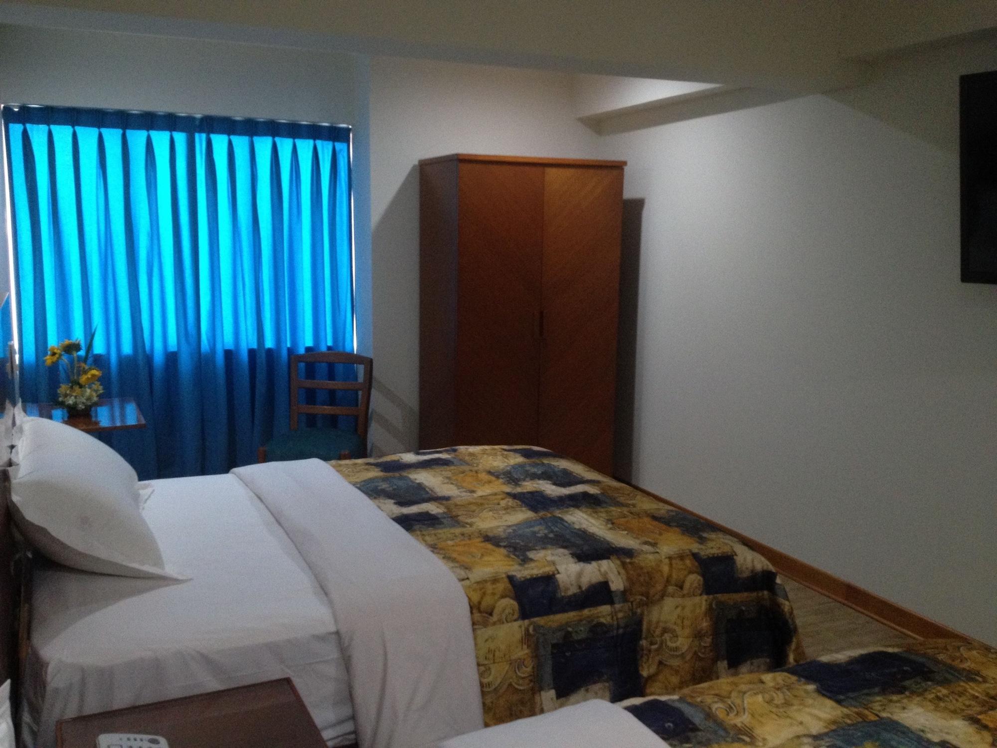 Hotel Esencia Suites Lima Luaran gambar