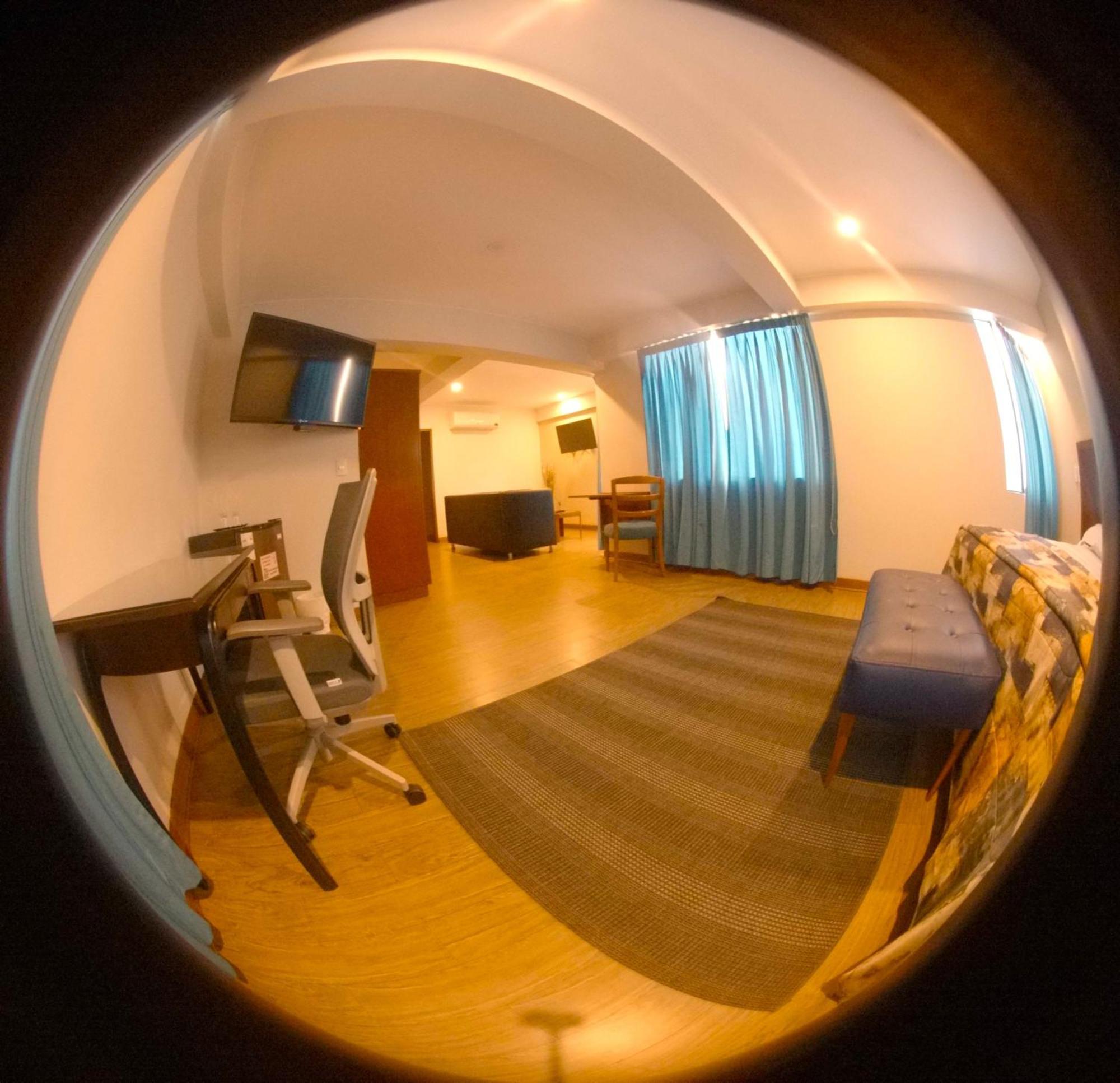 Hotel Esencia Suites Lima Luaran gambar