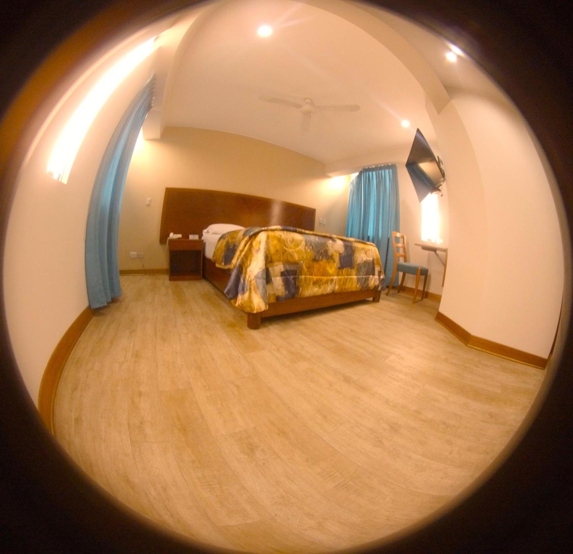 Hotel Esencia Suites Lima Luaran gambar