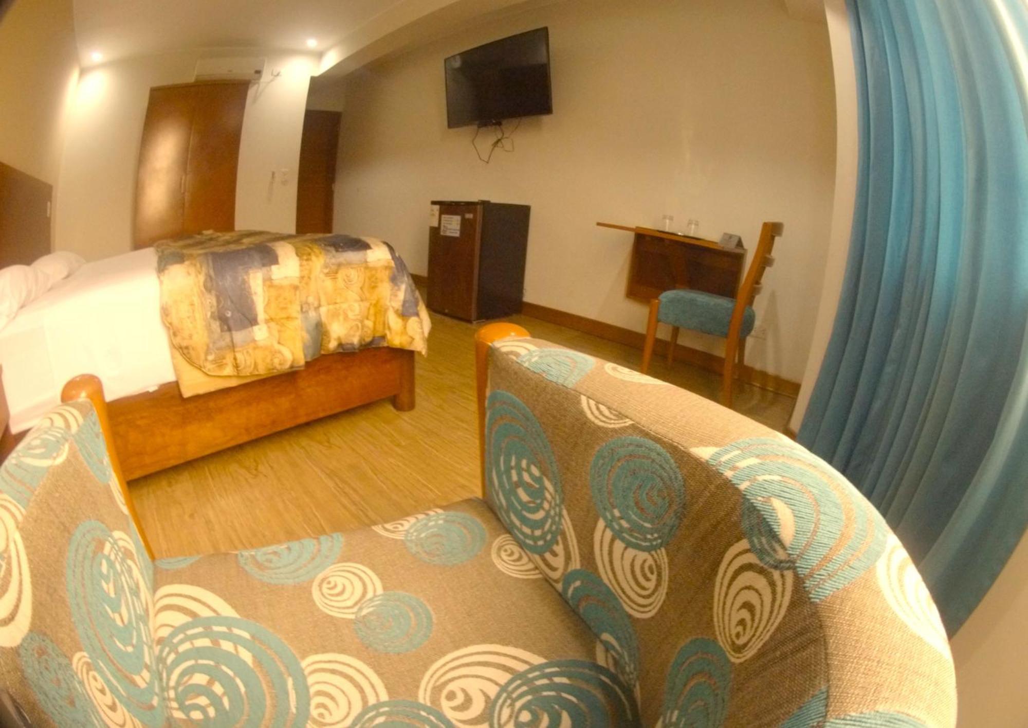 Hotel Esencia Suites Lima Luaran gambar