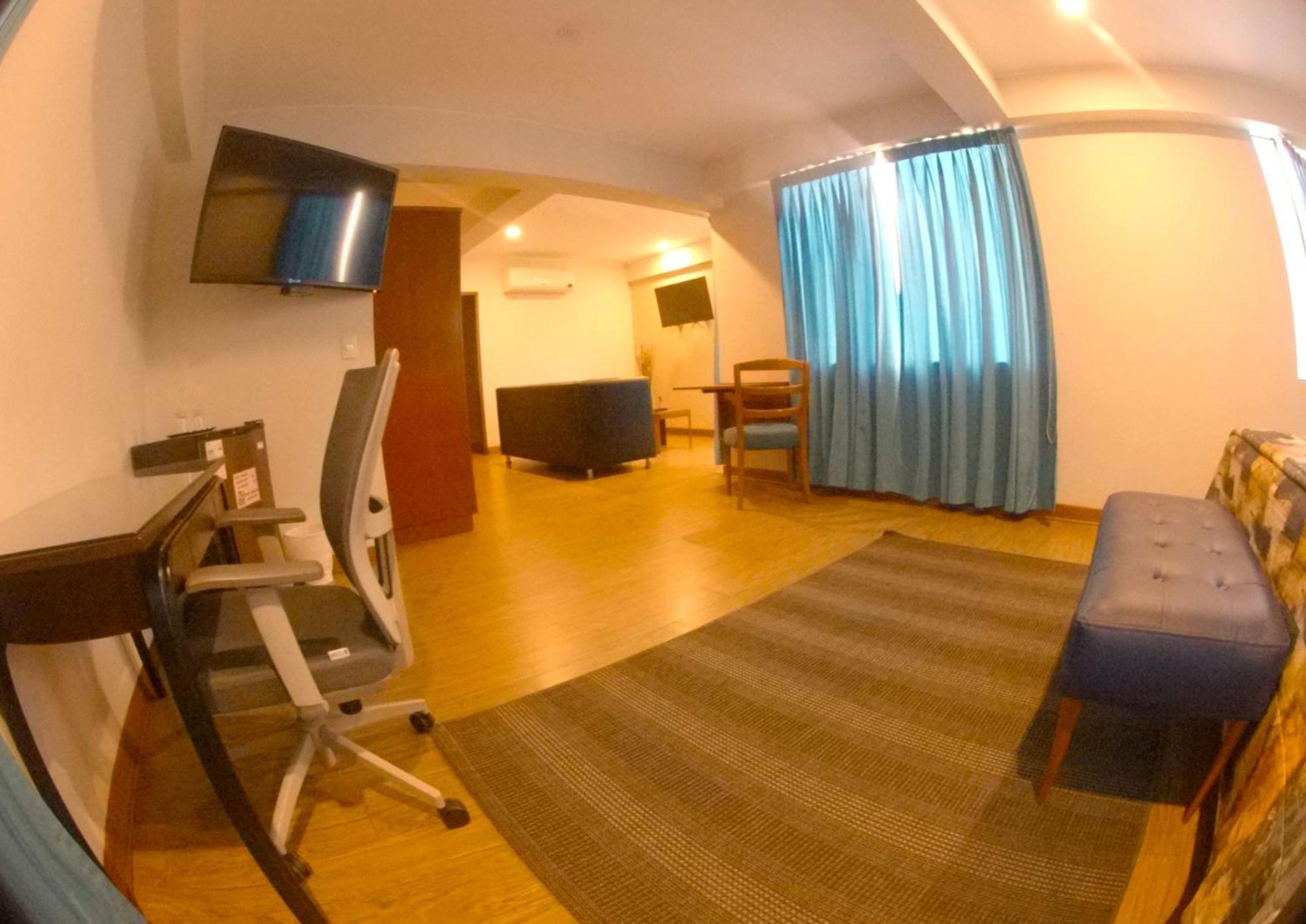 Hotel Esencia Suites Lima Luaran gambar