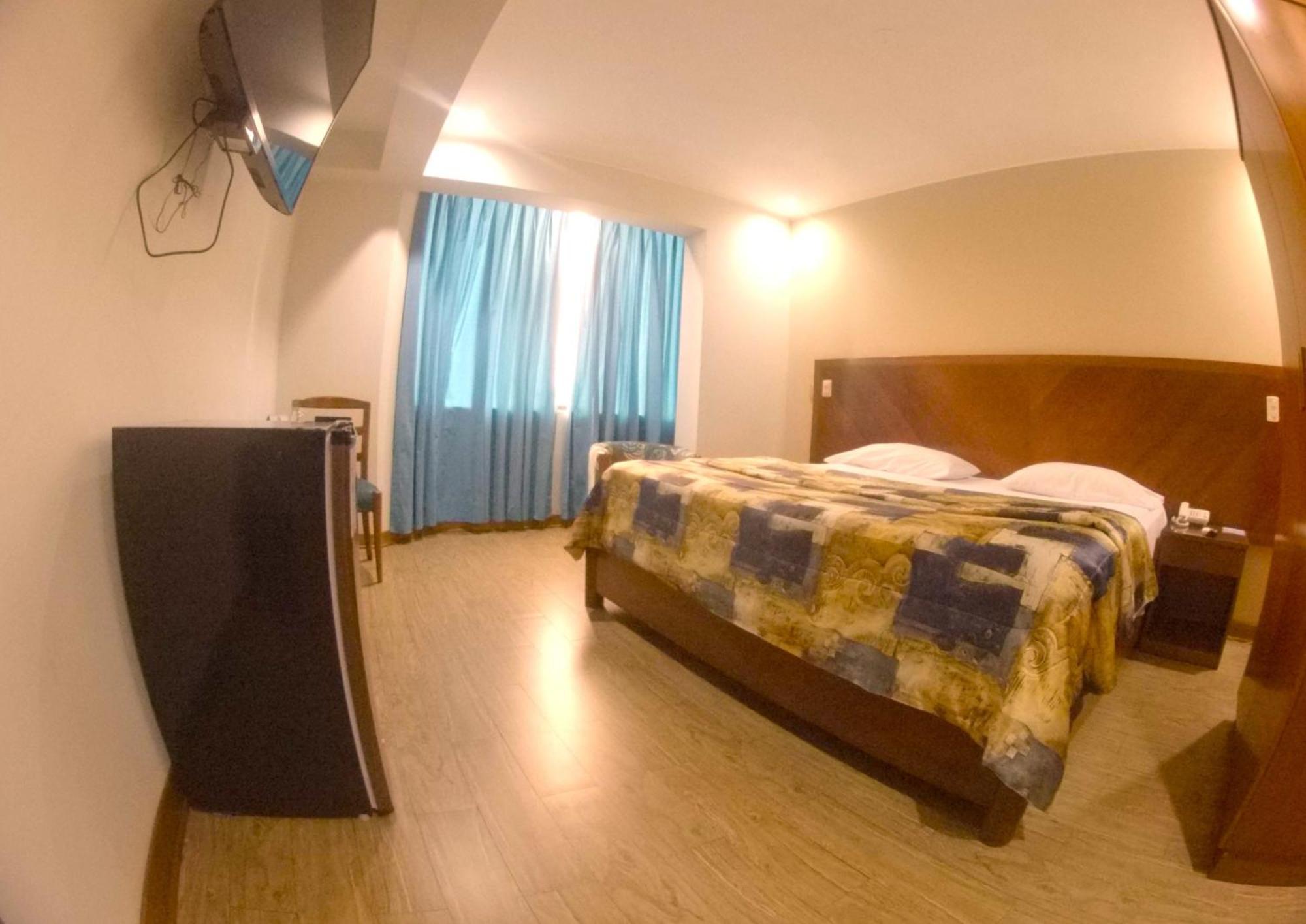 Hotel Esencia Suites Lima Luaran gambar